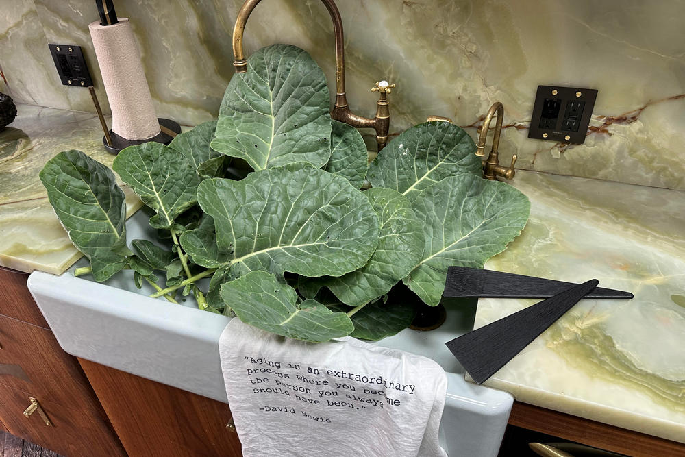 Angled Salad Servers & Denise Young Dishtowel